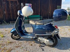 Piaggio Vespa LX125