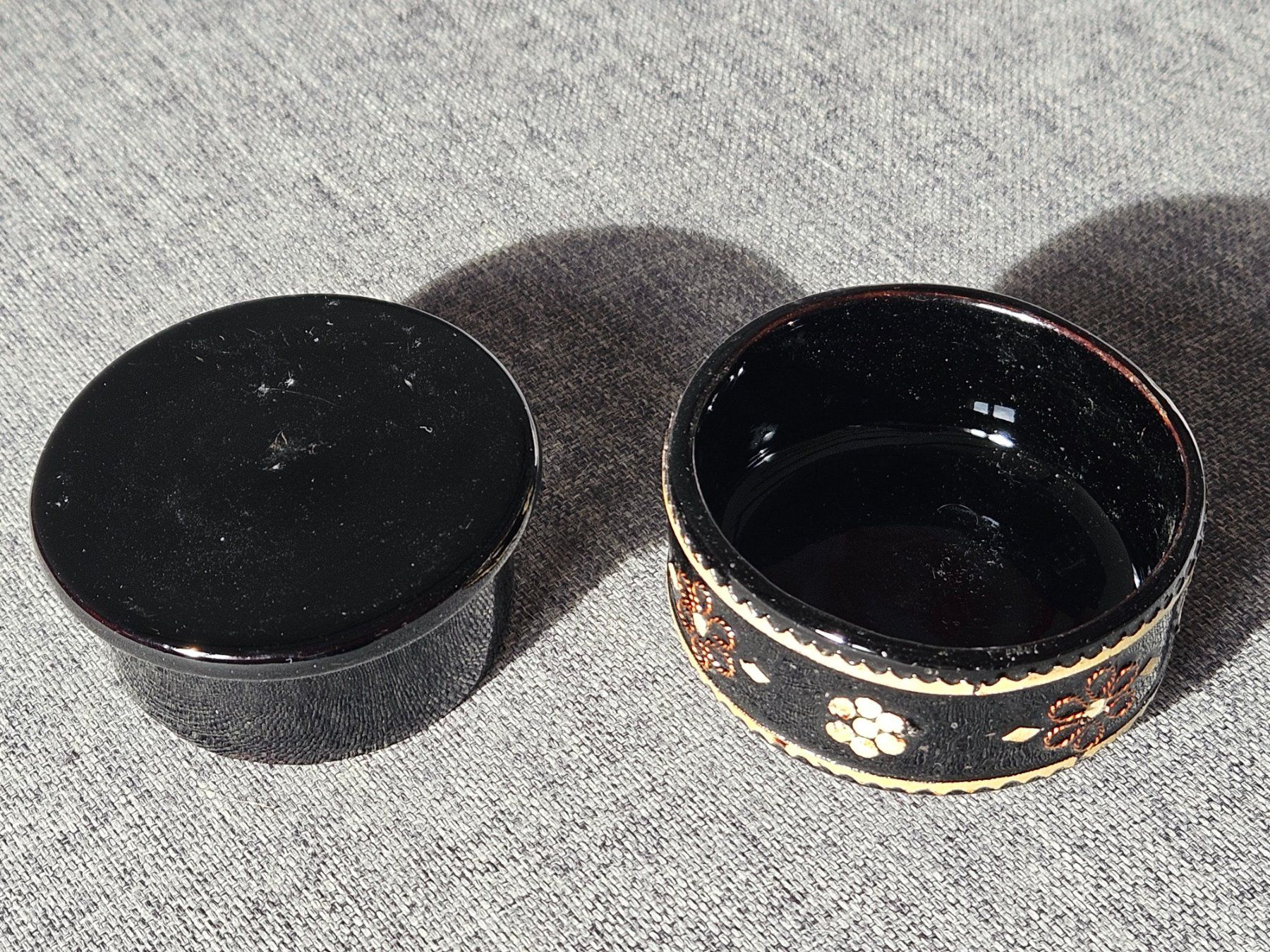 Contenitori & Simili: Schmuckdose, Vintage Schatulle, Pillendöschen – Usato da Wettingen venduto da Sk8ertomda 4