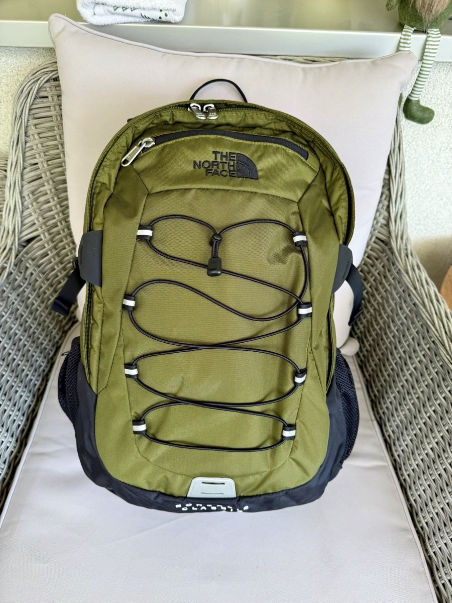 Zaini: The North Face Borealis Classic Rucksack – Nuovo (secondo la descrizione) da Frenkendorf venduto da bok_xd2z 2