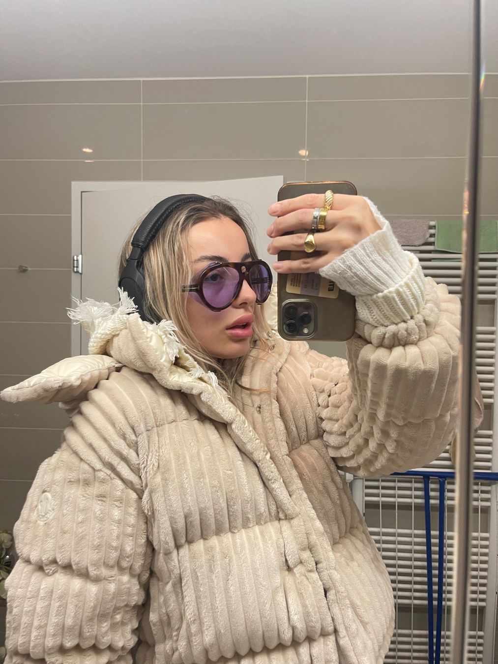 Moncler Giacche: RARE Moncler Down Jacket - Plush Corduroy, Size 1 – Nuovo (secondo la descrizione) da Zürich venduto da forestF4iry 9