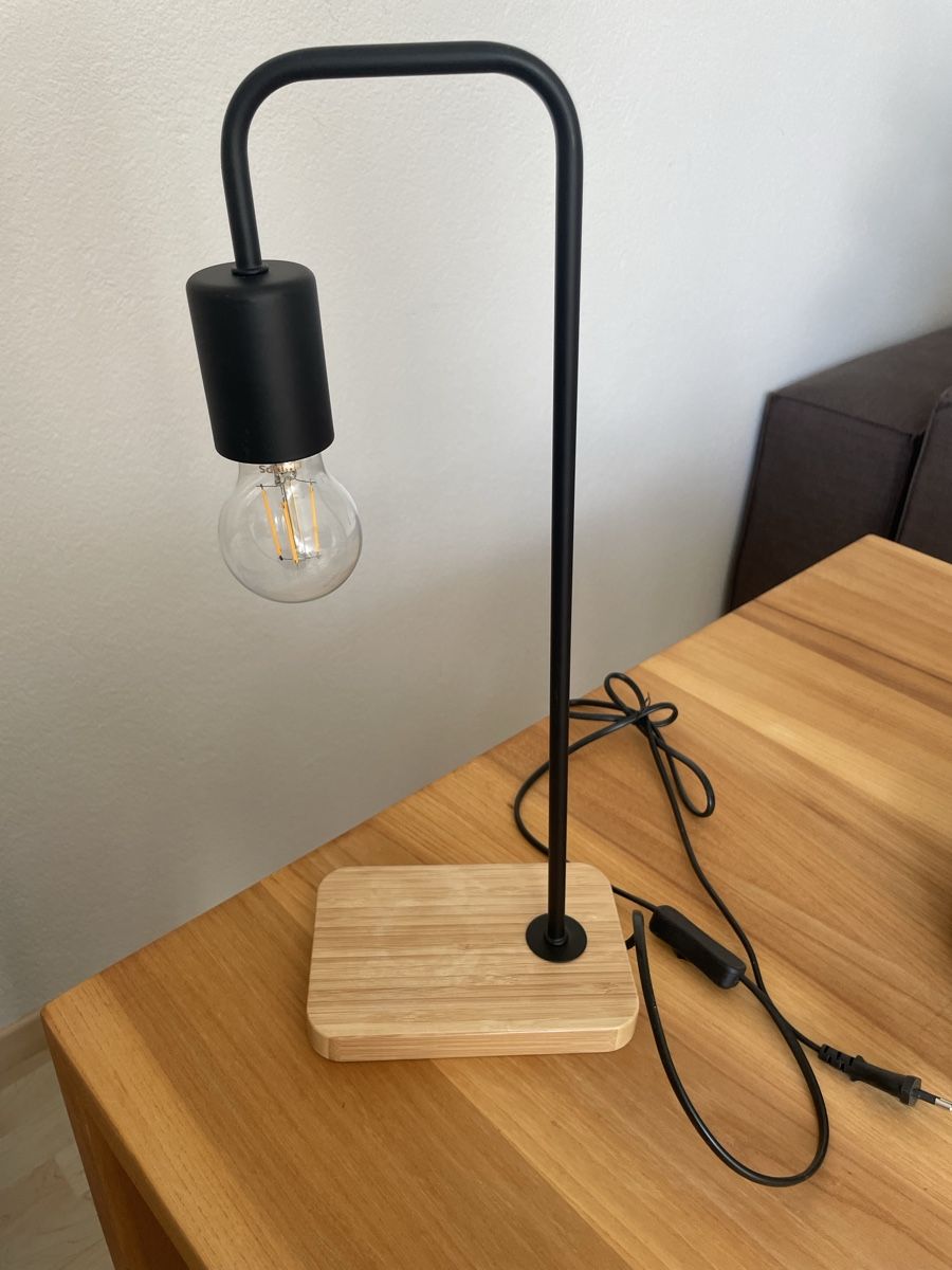 Ikea Lampade: Ikea Nachttischlampe – Usato da Zürich venduto da verabiedermann