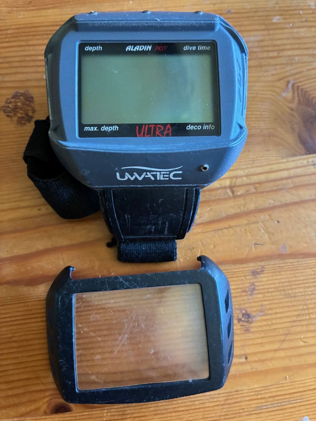 PC: ordinateur de plongée Uwatec – Usato da Moutier venduto da Lebaladin63