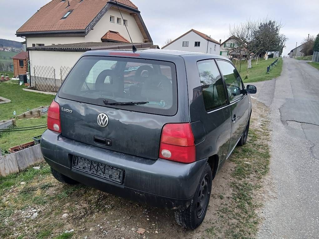 Automobili: VW Lupo 1.4  – Usato da Vucherens venduto da renegade9 3