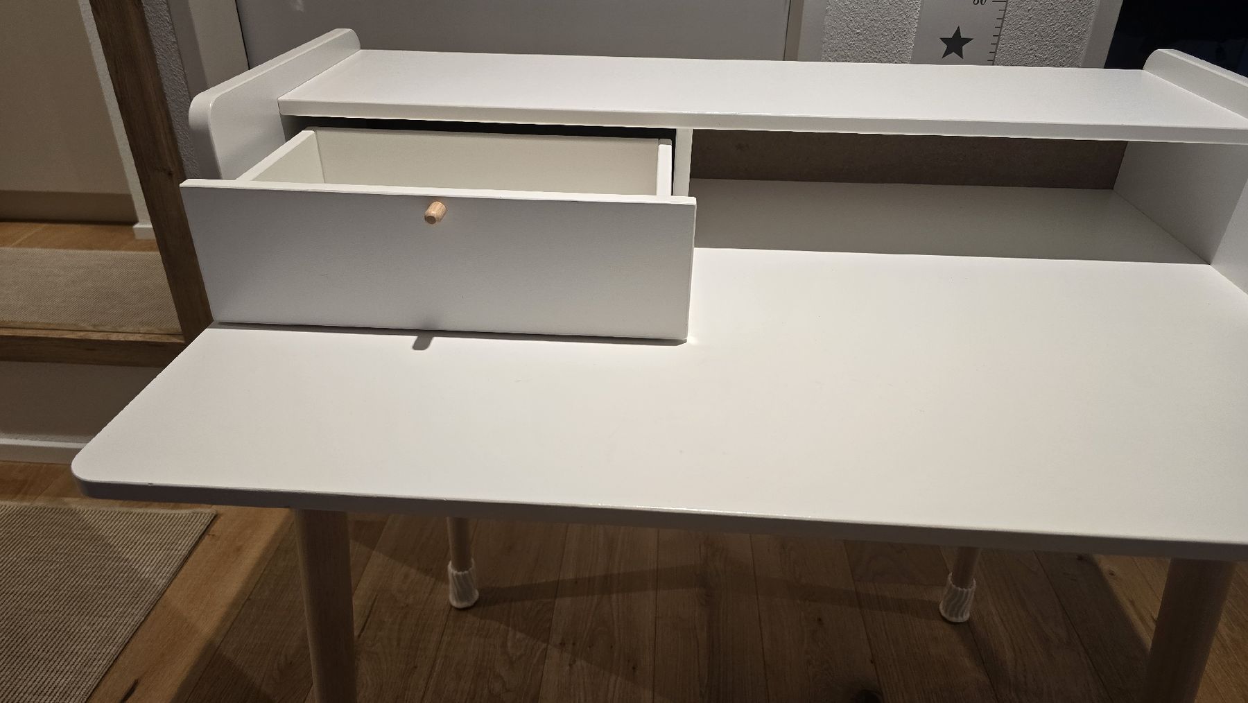 La Redoute Scrivanie: Kinderschreibtisch Zag mit Ablage – Usato da Laupen BE venduto da Sabyy 3