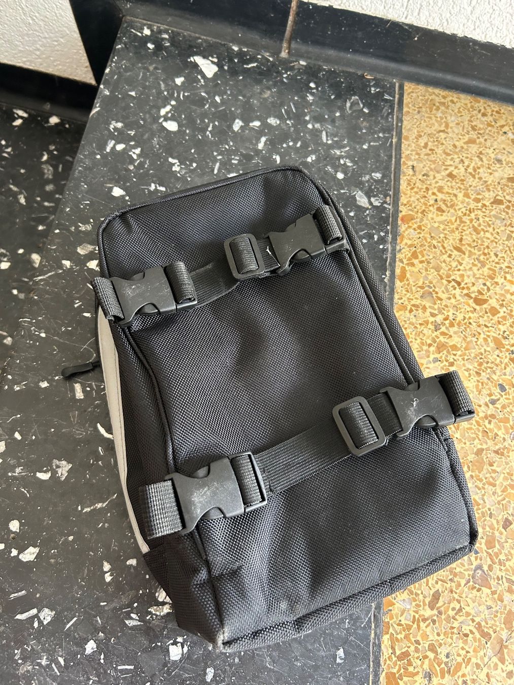 Sacs: Gepäckträgertasche Velo – Neuf (Voir description) à Wabern par belka72 4