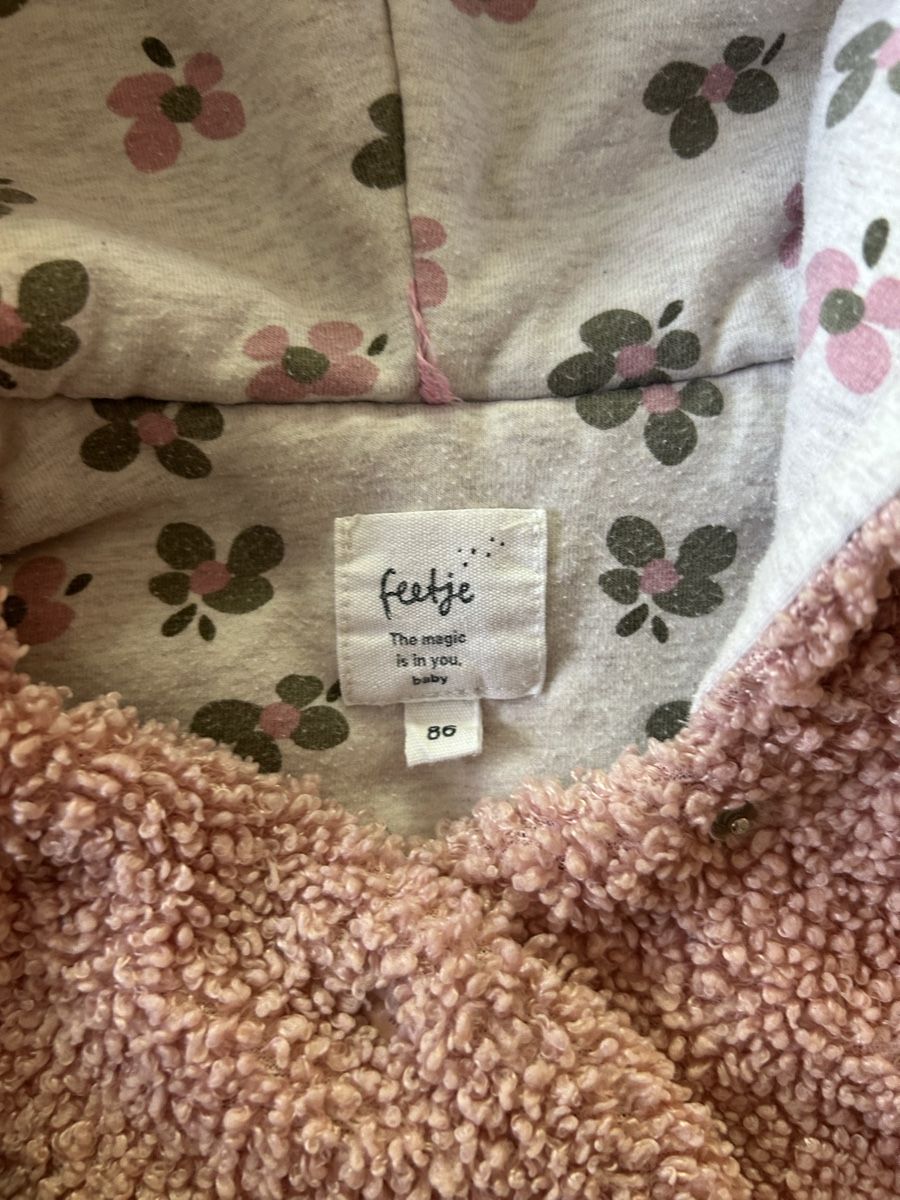 Feetje Lotti & Set di vestiti: Herziges 💖 Mädchen Set mit 2 Jacken 💖 – Usato da Dietikon venduto da sch_v5fc 4