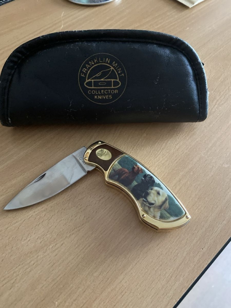 Coltelli tascabile: Franklin Mint Sammler Messer "Hunde" mit Etui, Top! – Usato da Dulliken venduto da Zuchu 1