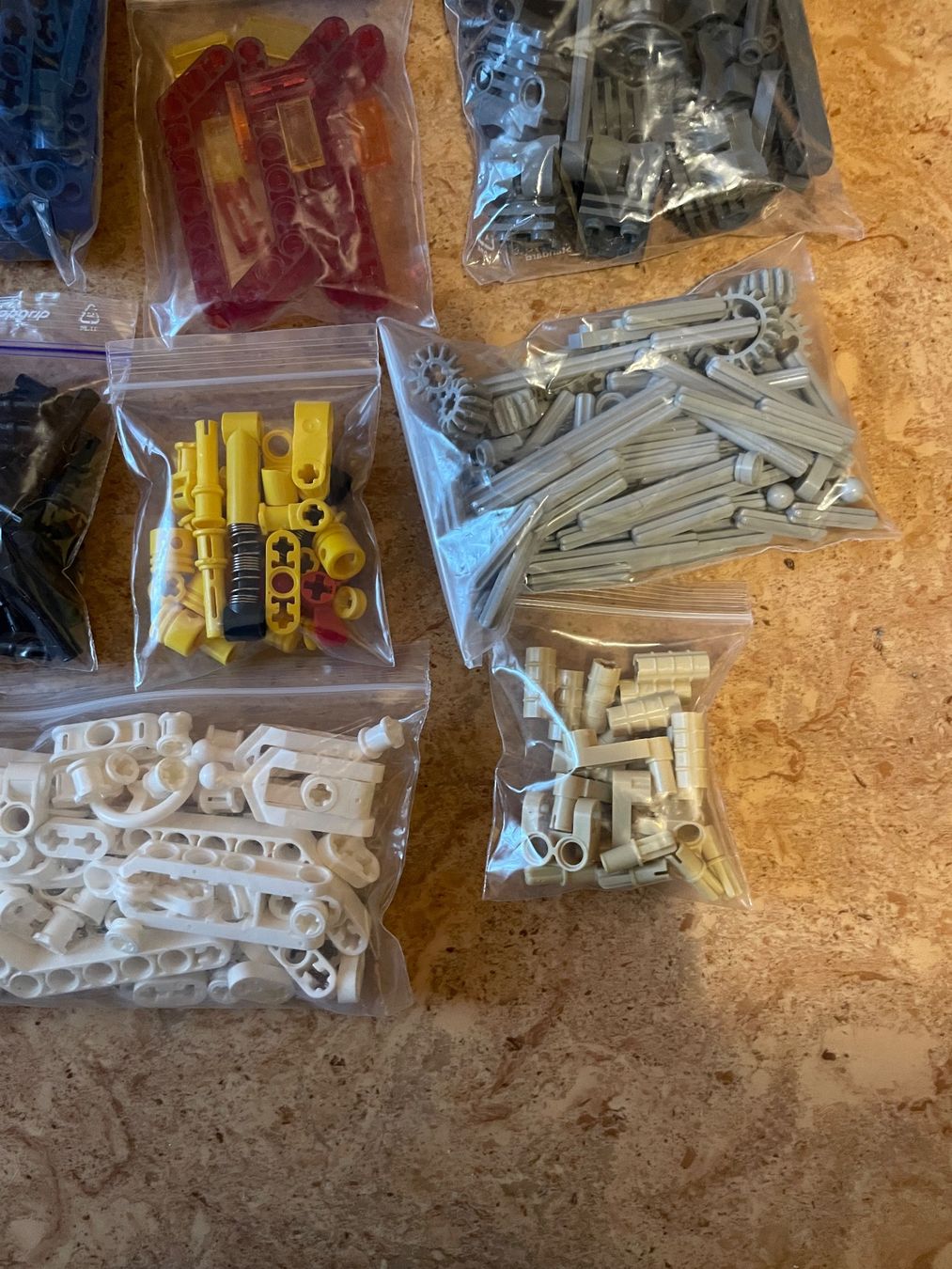 Lego Kit di costruzioni: Lego Technic 8435 Allrad Geländewagen – Usato da Airolo venduto da Bagaion99 4