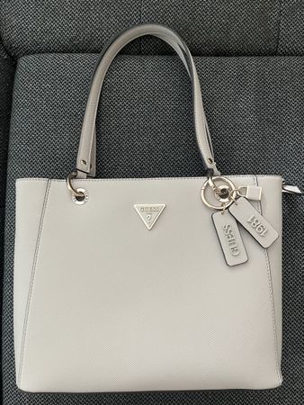 Handtasche Guess neu mit Staubbeutel