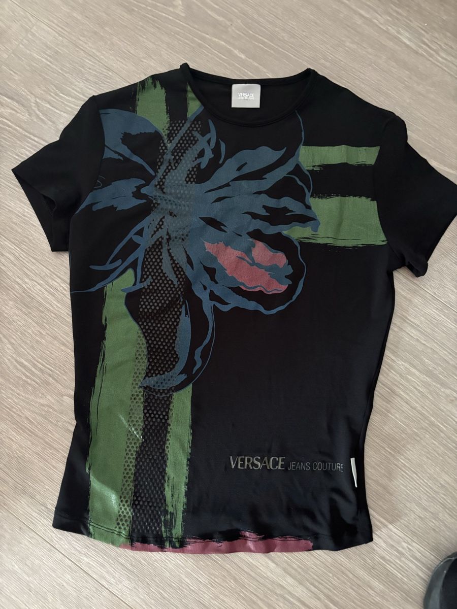 T-shirt: T-shirt Versace Gr. S – Usato da bern venduto da marion78