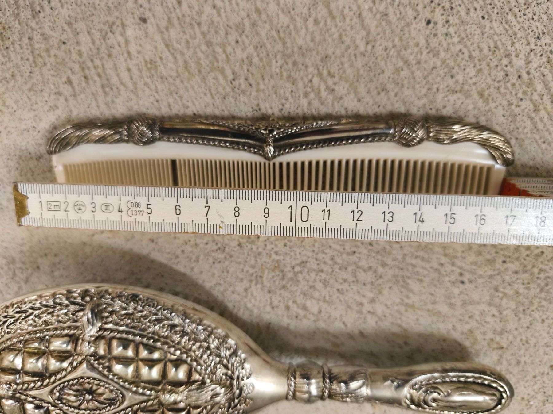 Altro per la cura dei capelli: Vintage Bürste und Kamm versilbert – Usato da Zürich venduto da Jul69 2
