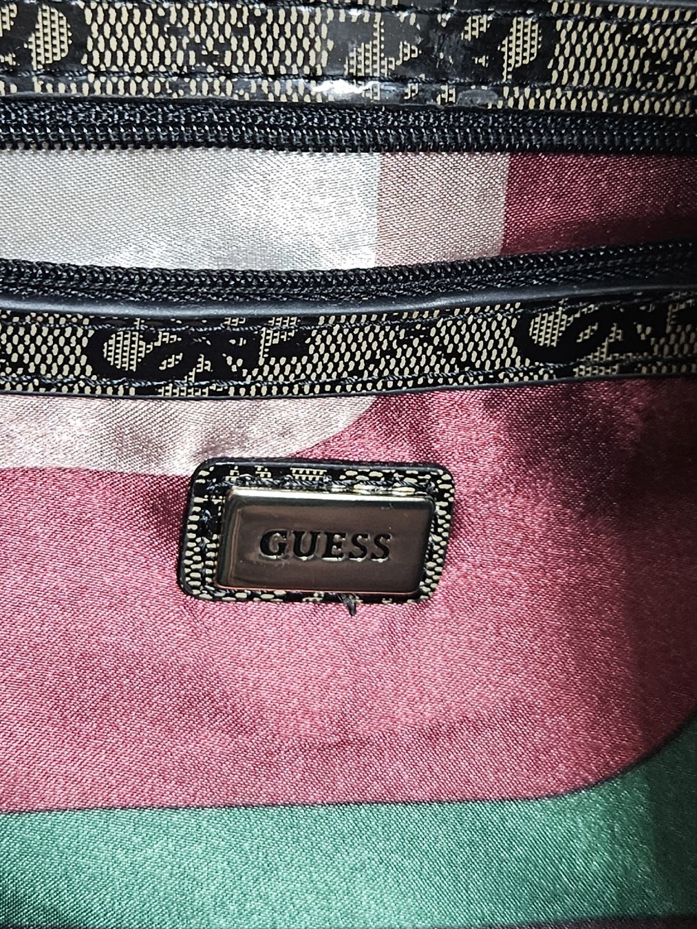 Borse da donna: Handtasche Guess braun mit Logo-Muster  – Usato da Schlieren venduto da Bestleo 5