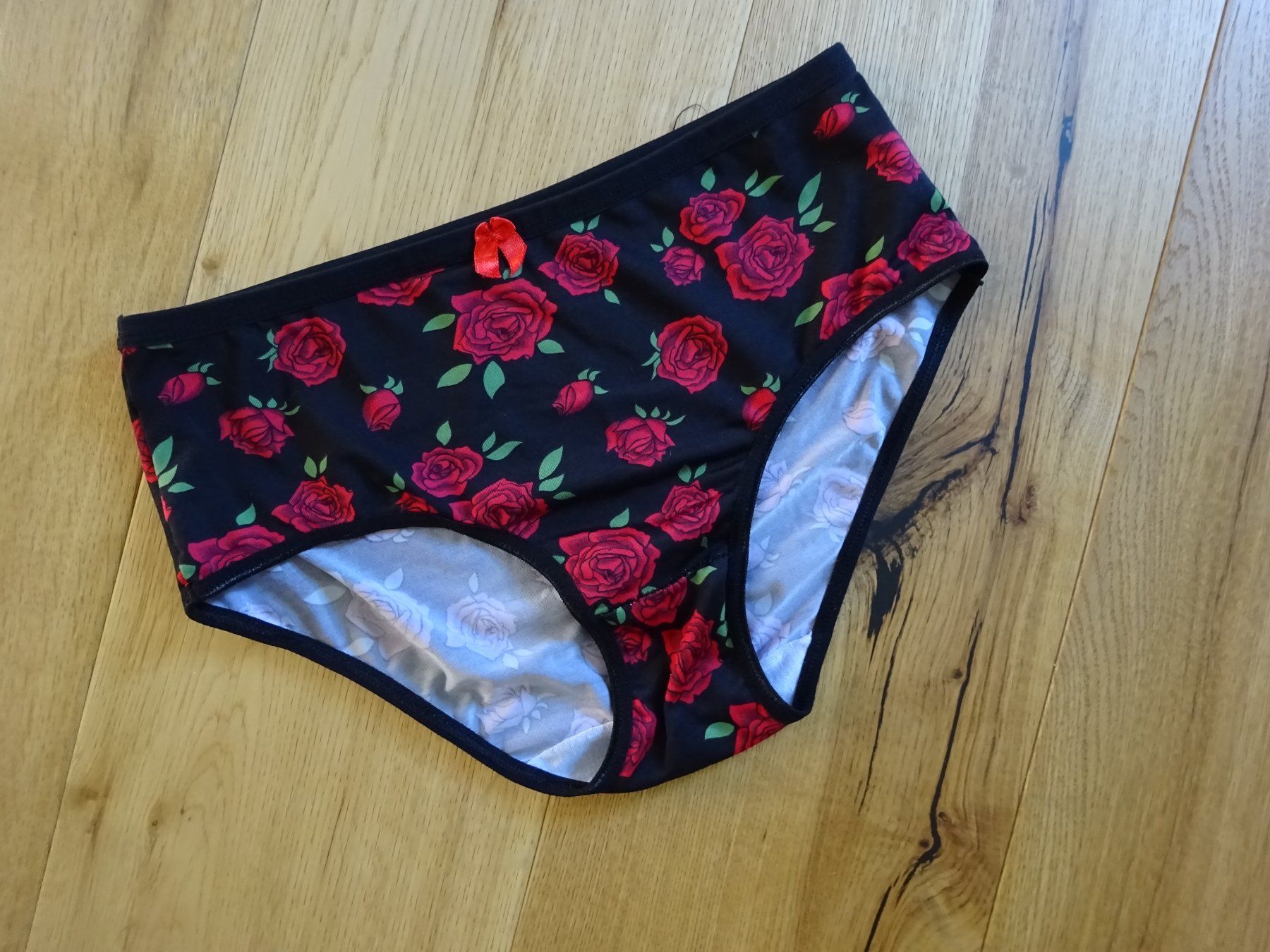 Sonstige Unterwäsche: Schöner Slip/Pants – Neu (gemäss Beschreibung) aus Rothrist von Mistery1