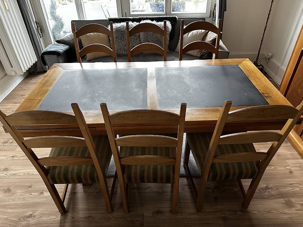Set di tavolo e panche: antikes gepflegtes Tischset inkl. 6 Stühlen – Usato da Münsingen venduto da 31_Lehmann_10 1