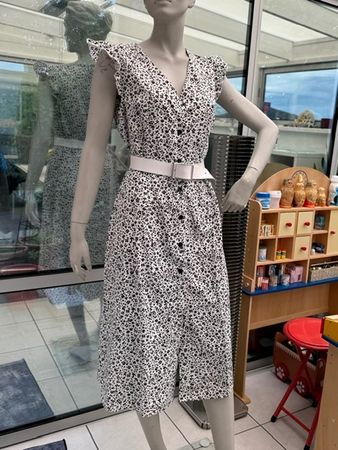 Leichtes Sommerkleid, ohne Gurt