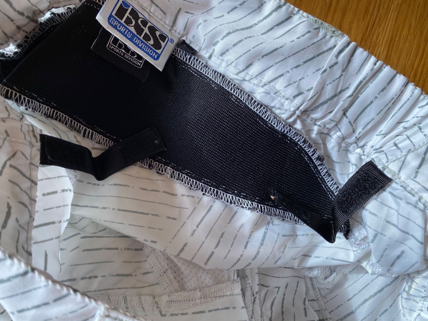 IXS Pantaloni: IXS Shorts Velohose 36 – Usato da Einsiedeln venduto da PaedeK84 4