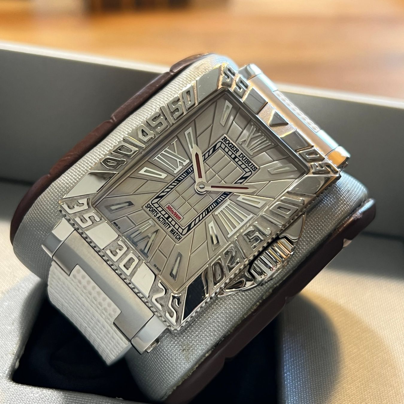 Orologi: Roger Dubuis Sea More Automatic Limited Edition MS34219.53 – Usato da Carouge GE venduto da Watchaser 8