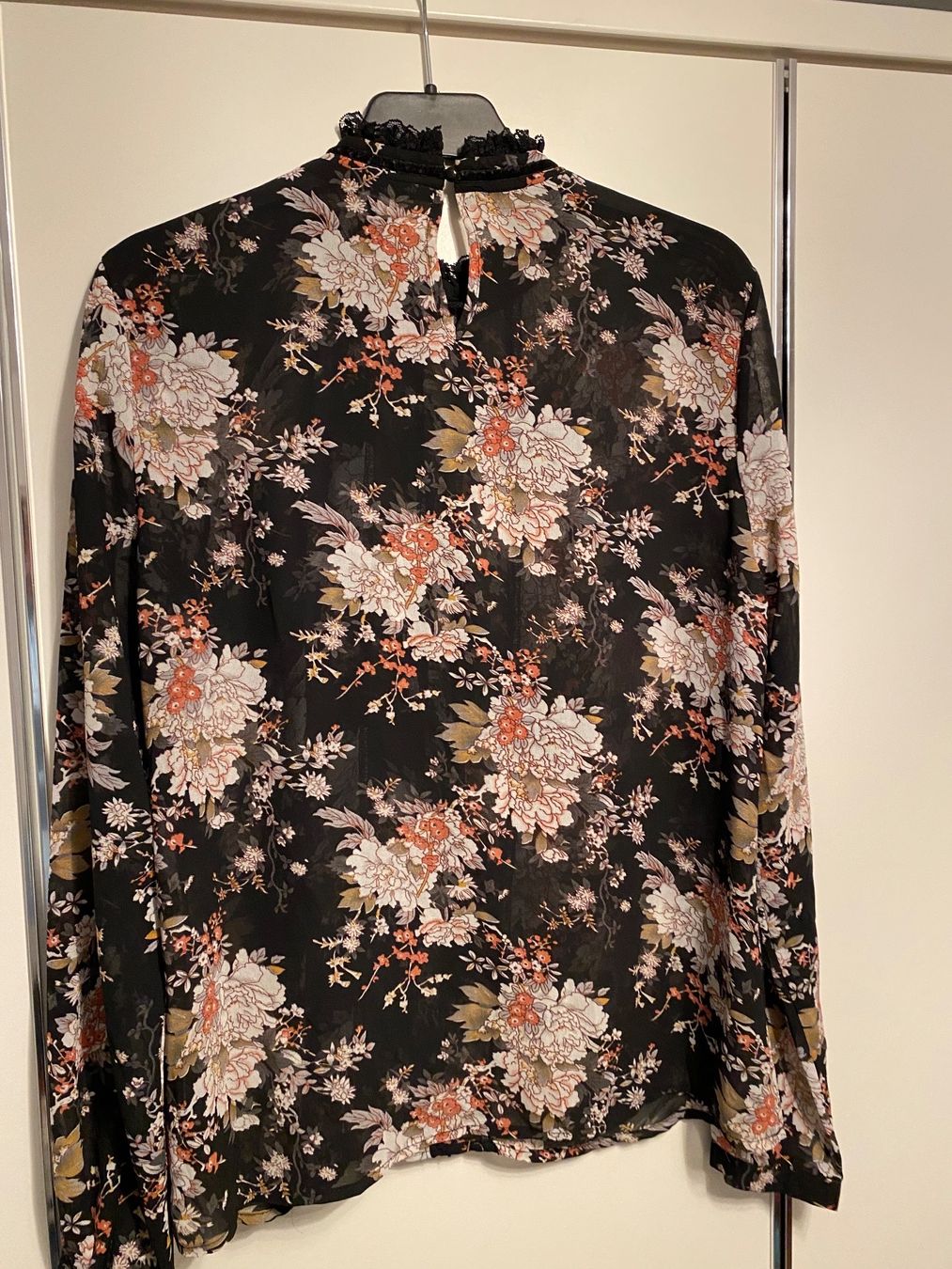 Blusen: Damen Bluse von OVS gr.M – Gebraucht aus Pfungen von Sheki56 2