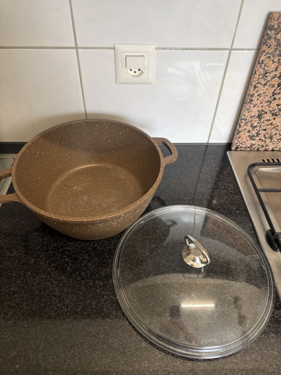 Pentole: Grosse Universal Topf mit Glasdeckel, Top Zustand! – Nuovo (secondo la descrizione) da Luzern venduto da ard_b2kz 1