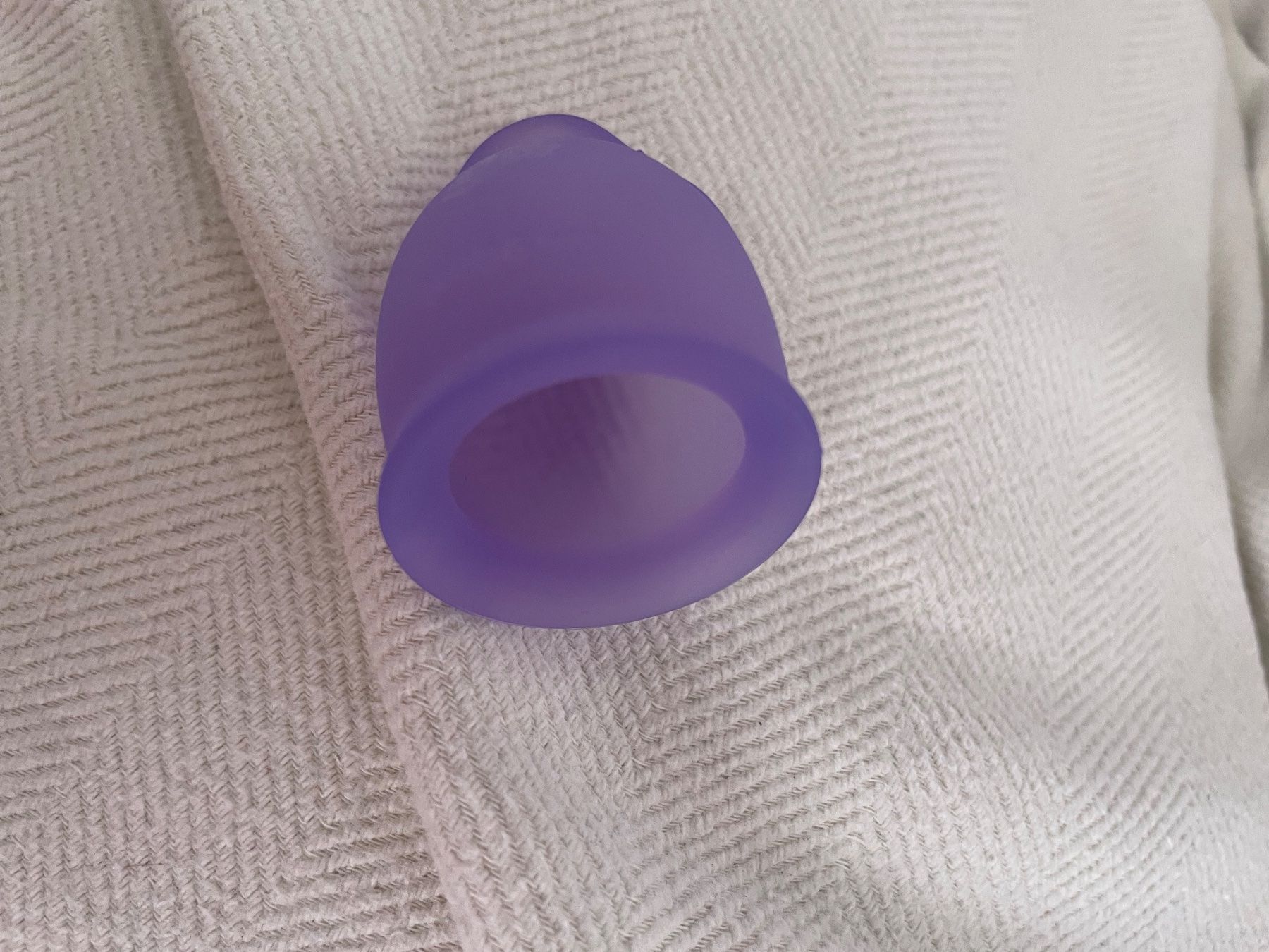 Autres soins du corps: Menstruationstasse – D'occasion à Männedorf par bluebird35 2
