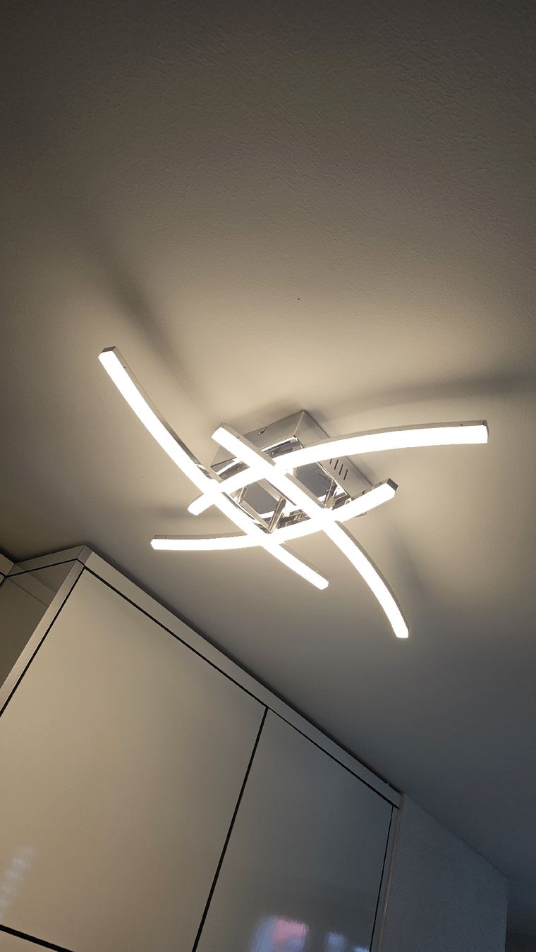 Lustres & lampes de plafonds:  LED-Deckenleuchte in Chromoptik – D'occasion à Zürich par Emendez 3