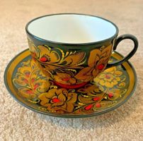 Porzellan Teetasse mit Untertasse handbemalen