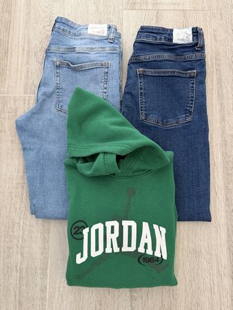 Jeans e felpa Jordan