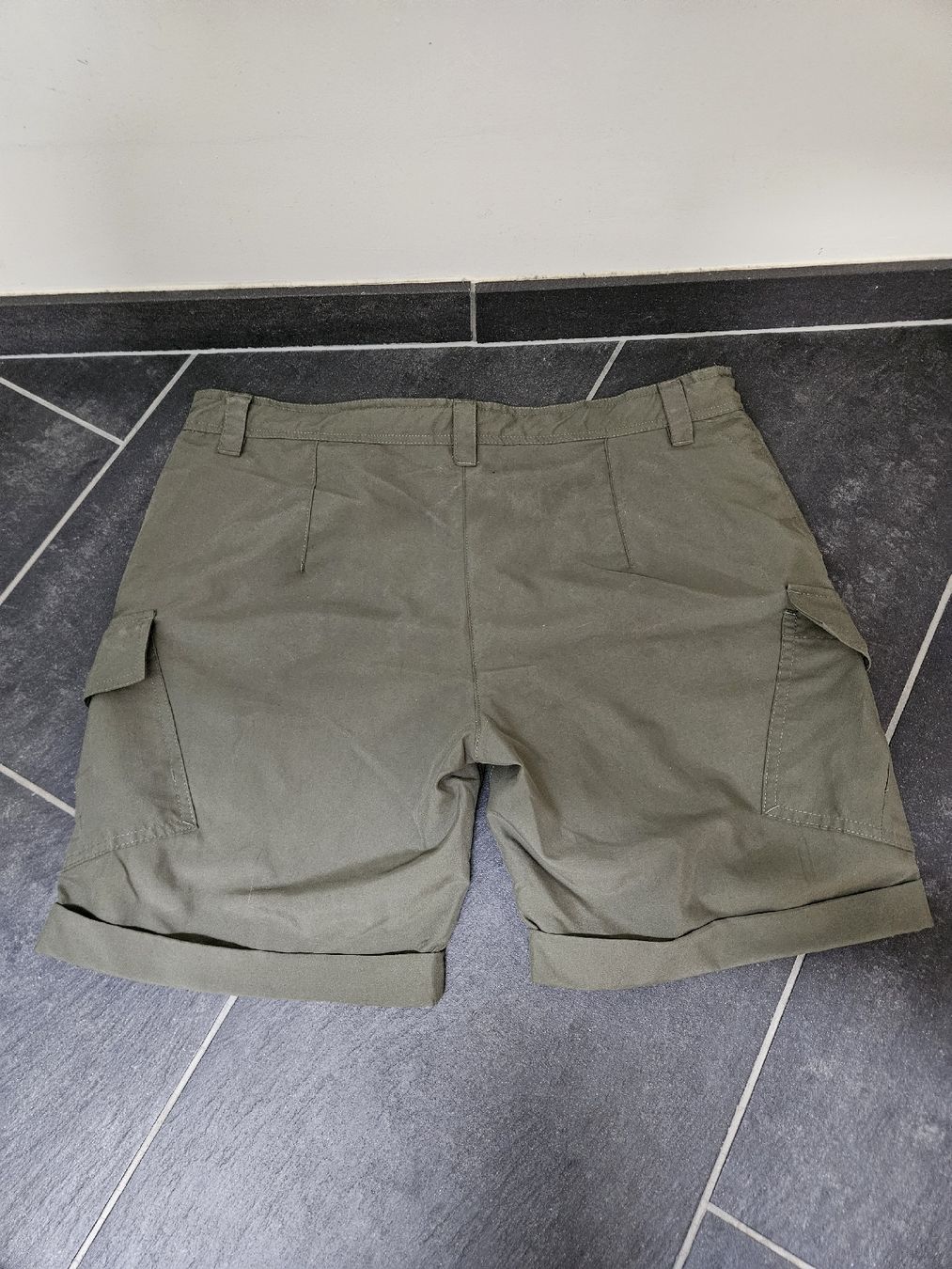 Pantaloni: Kurze Hose - Kilimanjaro – Usato da Bern venduto da Snowflake38 1