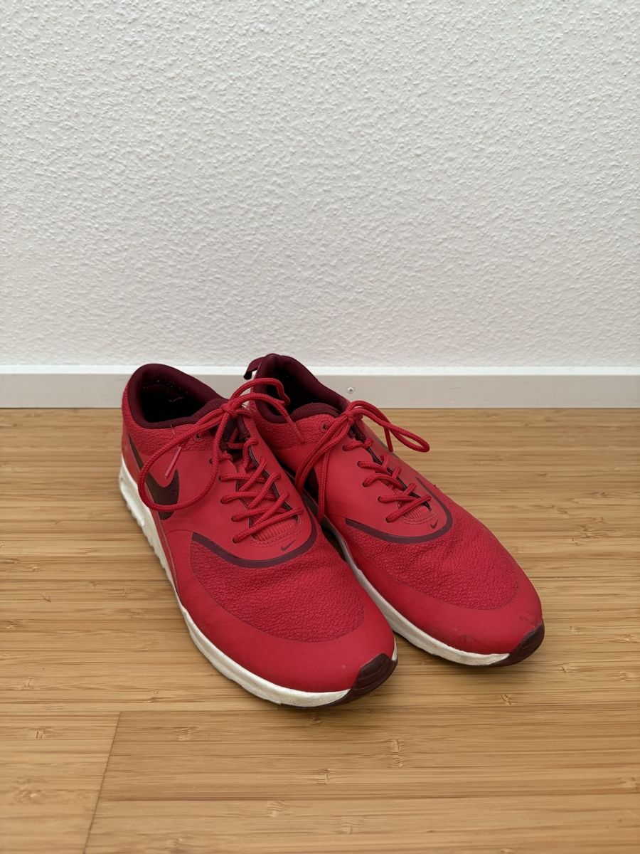 Nike Chaussures hommes: Nike Sneakers Grösse 42 – Neuf (Voir description) à Basel par Madame_C 1