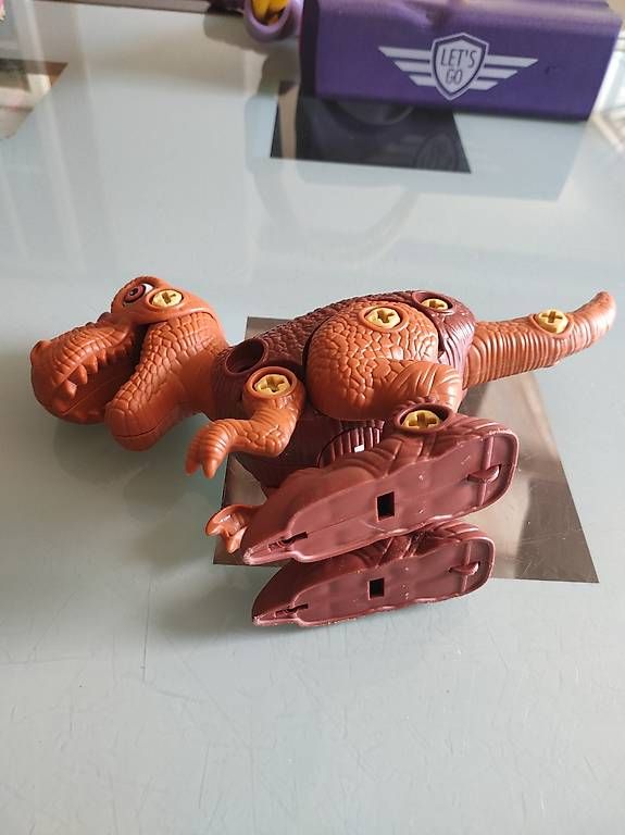 Spielzeuge: Dinosaure pour enfant – Gebraucht aus Bière von bla_b9zg 1