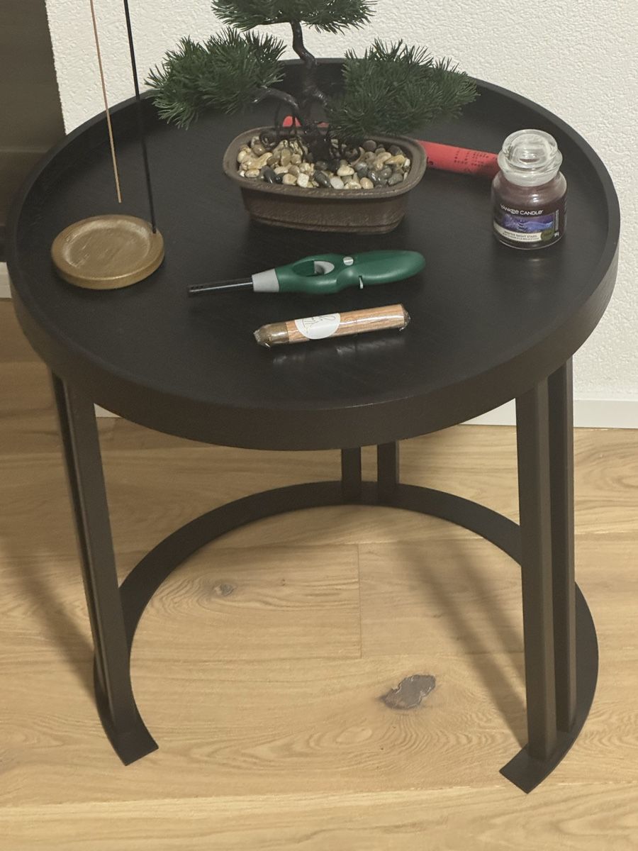 Tavoli: Table d’appoint  – Nuovo (secondo la descrizione) da Montreux venduto da luc_w7cx