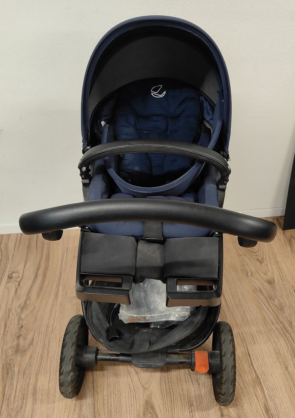 Stokke Trailz Norway Made in Netherlands mit Babyschale (Gebraucht) in  Basel fr CHF 1  nur Abholung auf Ricardo kaufen
