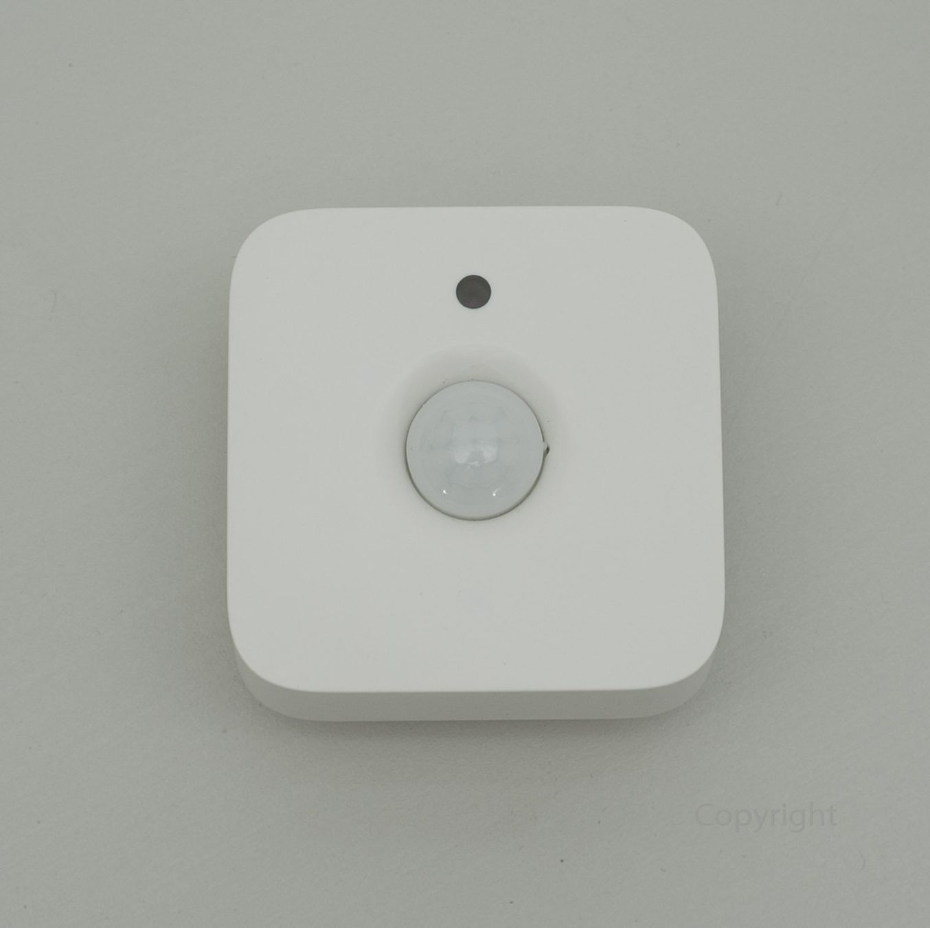 Philips Steuerung: Hue Bewegungssensor Model 9290012607 gebraucht – Gebraucht aus Gland von YA414AX