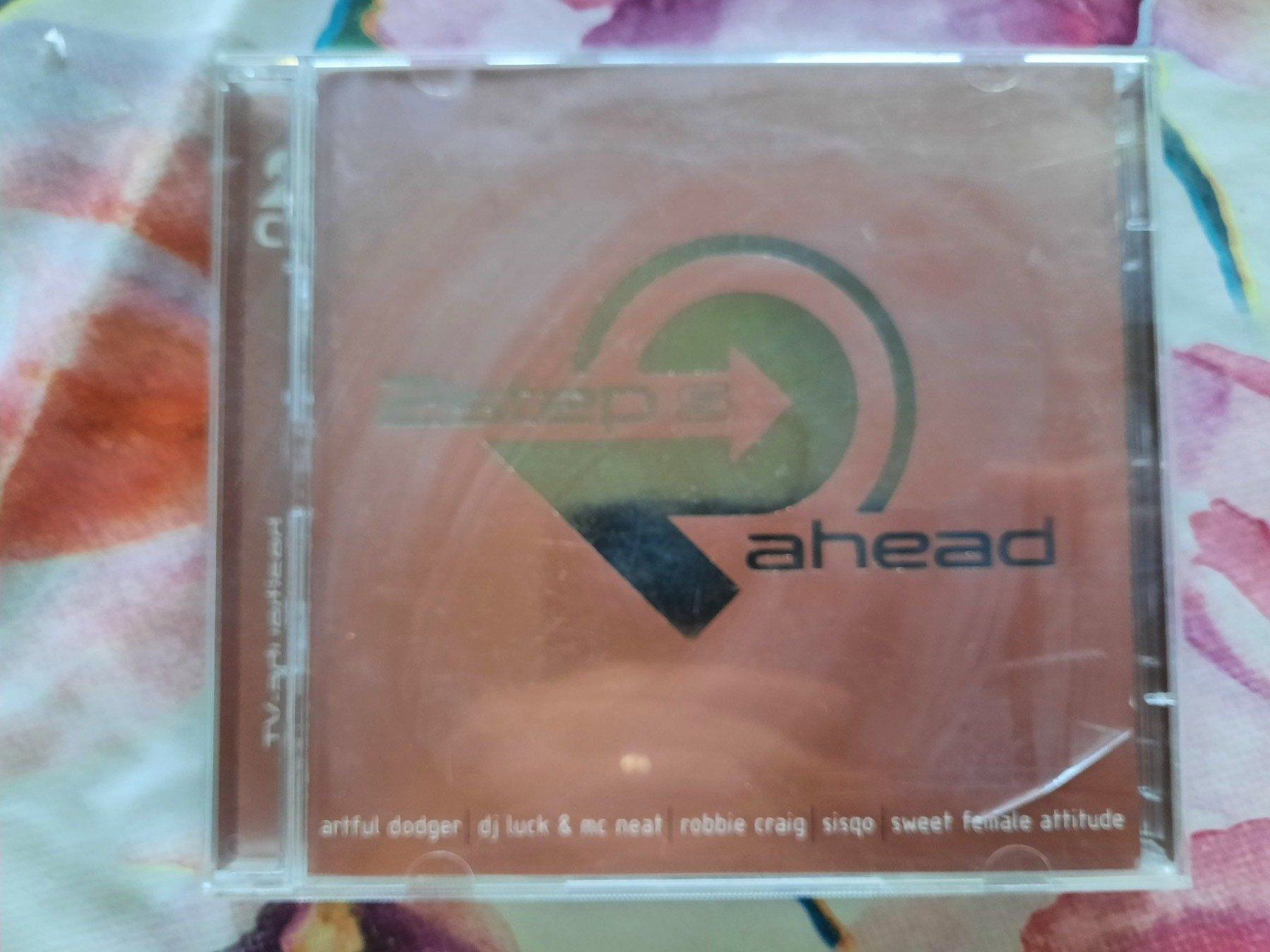 CDs: CD - 2 Steps ahead – Gebraucht aus Pully von bro_n52j