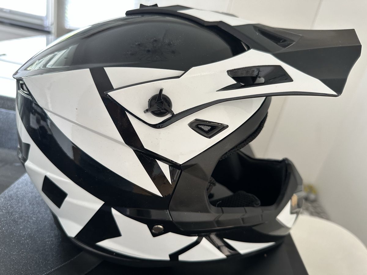 Helme & Visiere: Crosshelm – Neu (gemäss Beschreibung) aus Geroldswil von Snowdrop0 1