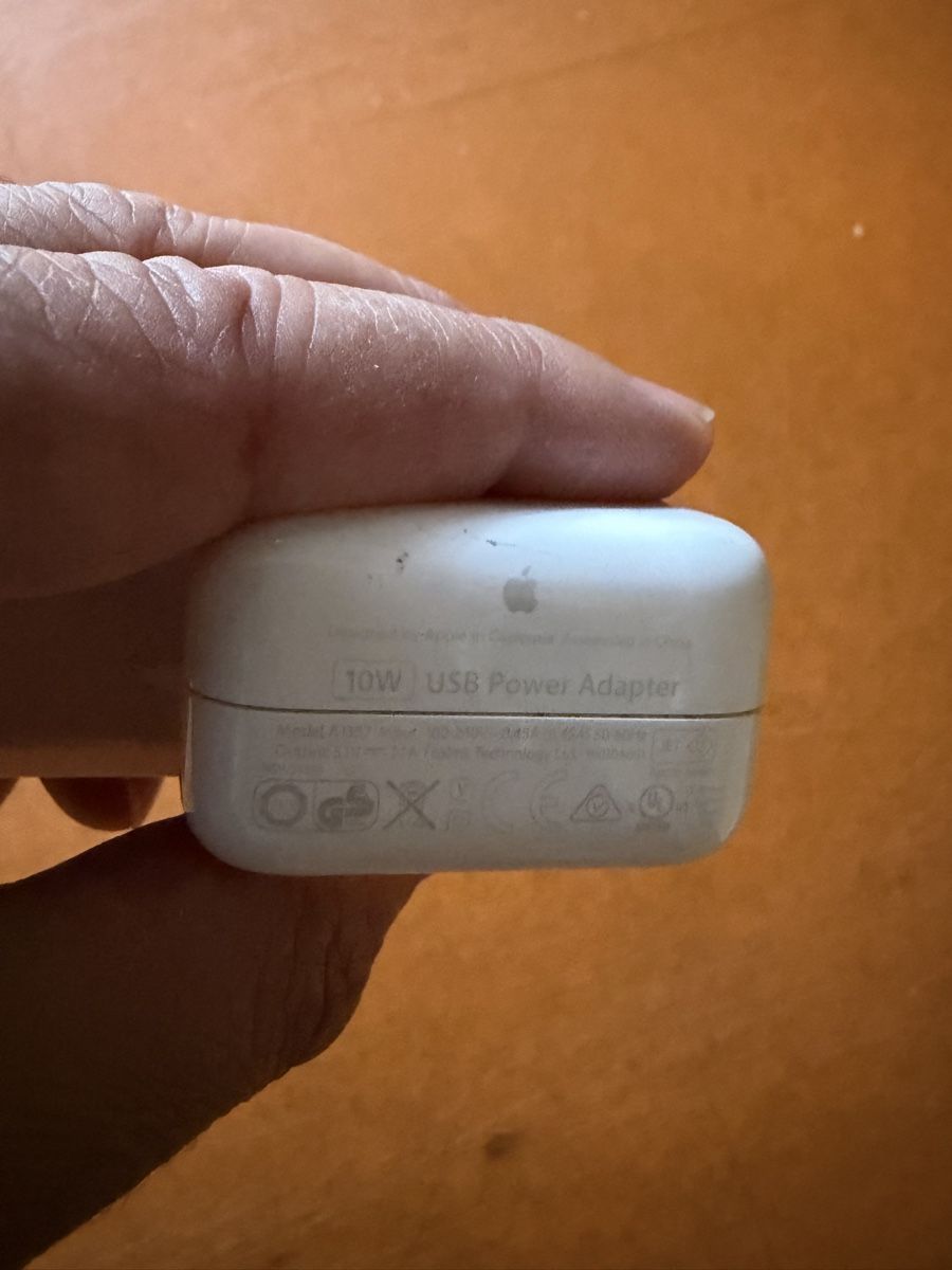 Apple Caricabatterie: Alimentatore Apple 10 W – Usato da Giubiasco venduto da sc-77 3