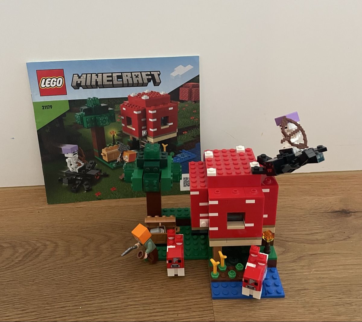 Lego Spielzeuge: Lego Minecraft – Gebraucht aus Hellbühl von Forny1