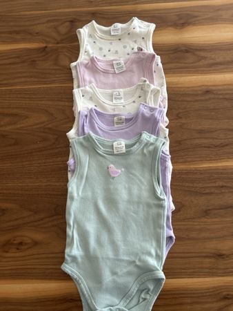 Body 5er Set Mädchen 74/80 neuwertig!