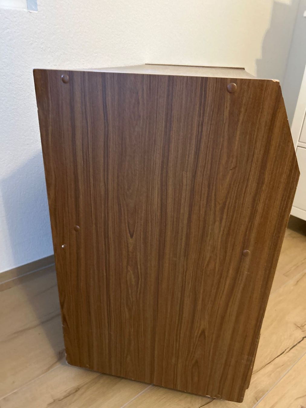 Mobili TV: Retro TV-Möbel / Rollcontainer, Nussbaum-Design – Usato da Villnachern venduto da RicardoMary 5
