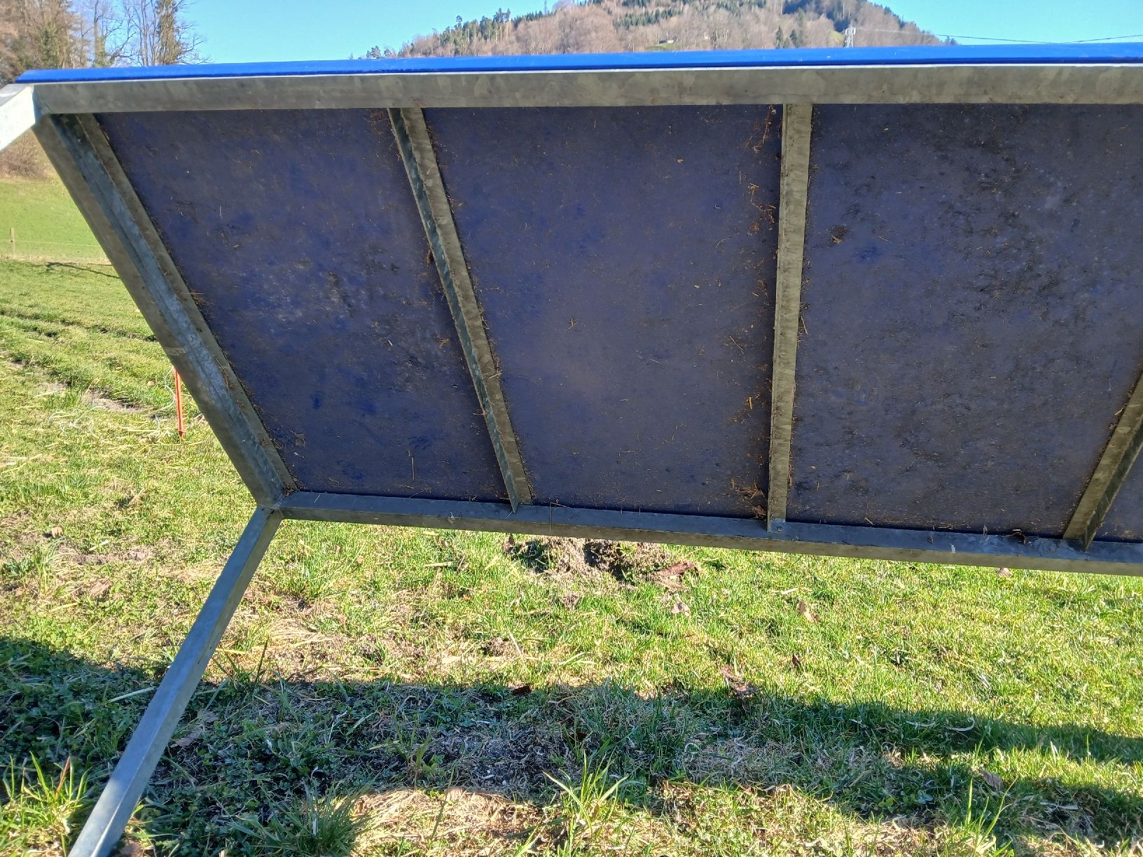 Tavoli: Grosser blauer Tisch für Garten, Balkon oder Terrasse! – Usato da Kriens venduto da timber333 4