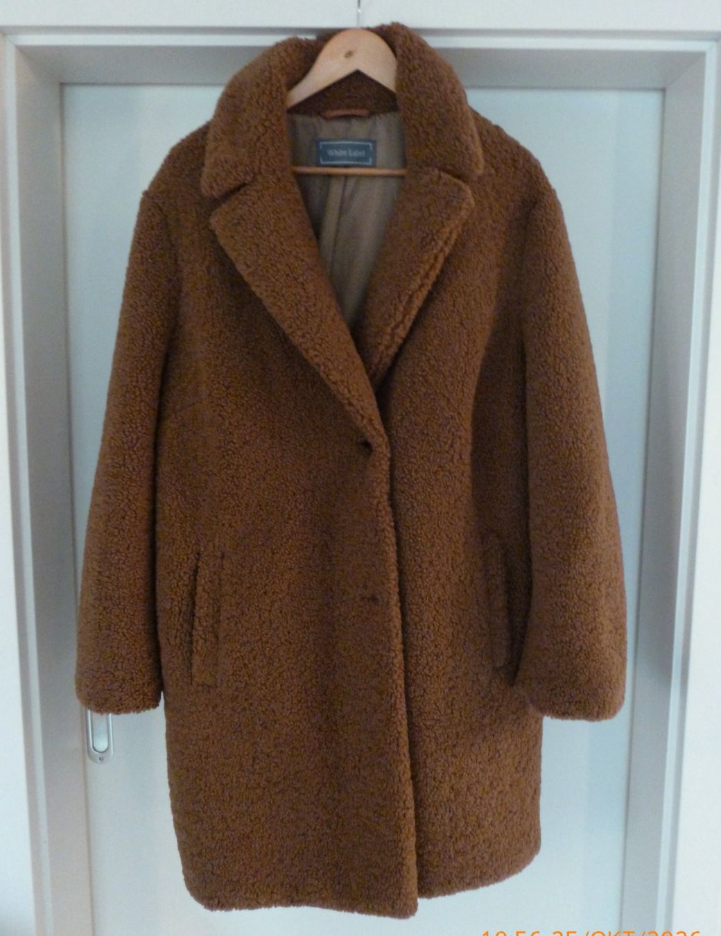 Cappotti: WHITE LABEL MANTEL GR.46 – Usato da Läufelfingen venduto da Kamari 1