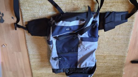 Wanderrucksack TCM blau grau mit Netzfach 