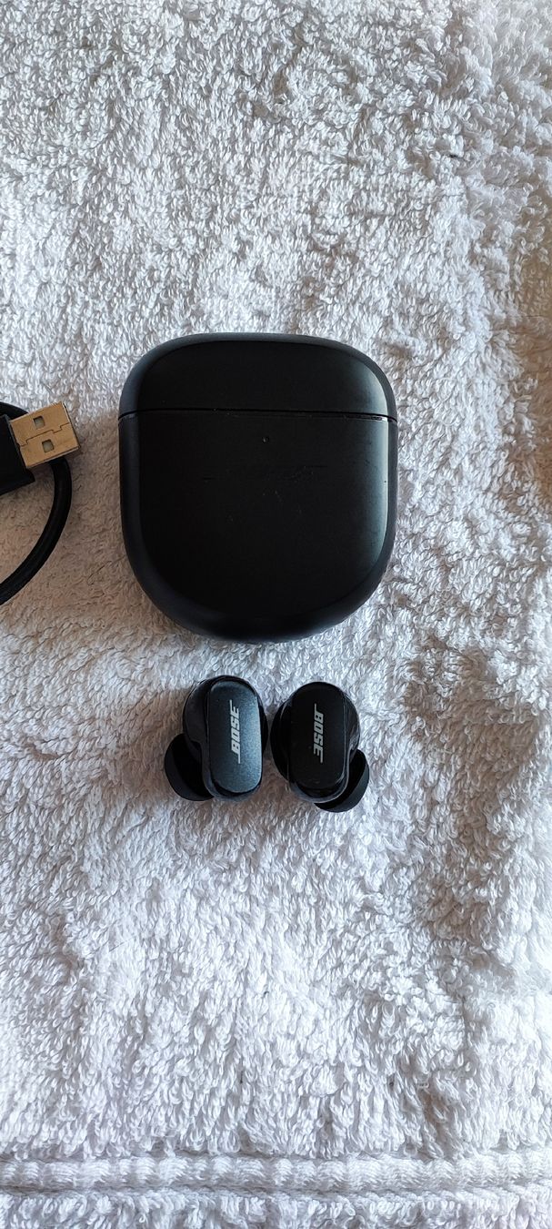 Bose Cuffie: Bose QuietComfort Earbuds Bluetooth Kopfhörer  – Usato da Zollikofen venduto da zar_j67f 6