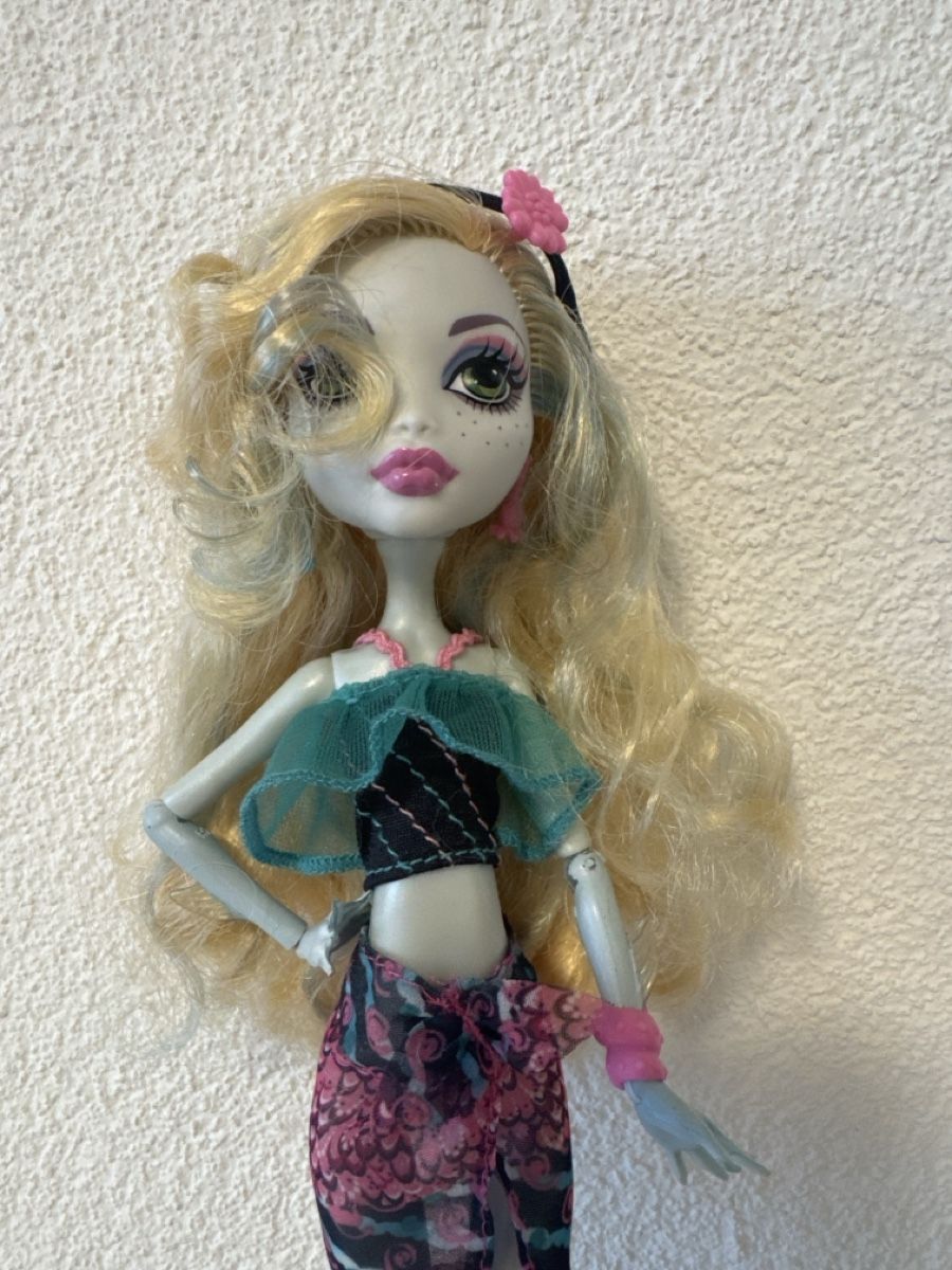 Bambole: Monster High Doll Lagoona Blue  – Usato da Wil SG venduto da eid_m7ks 2