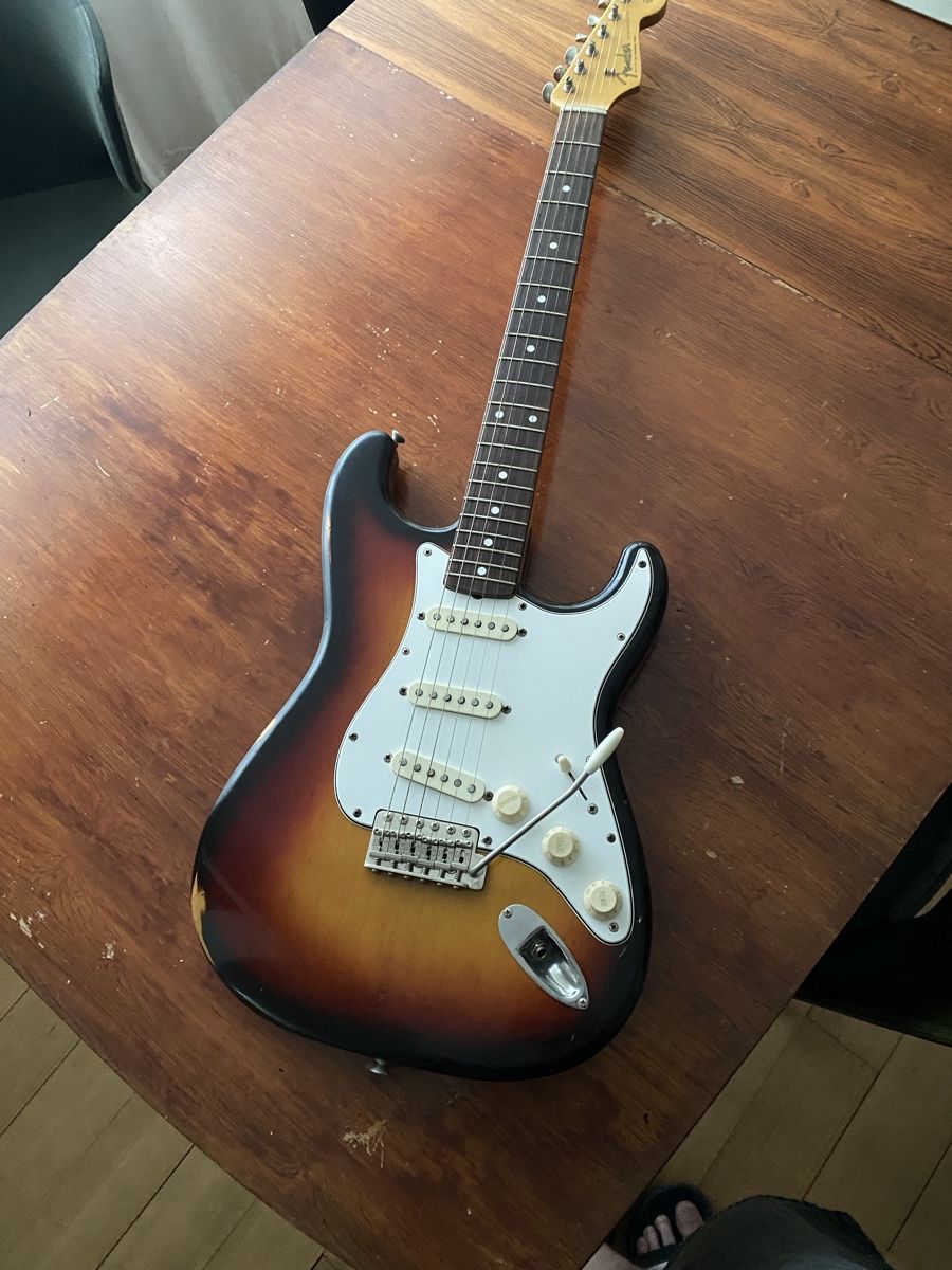 Fender Strumenti musicali: Fender Stratocaster ST57-65 JV 1982 – Usato da Schaffhausen venduto da coday.ch