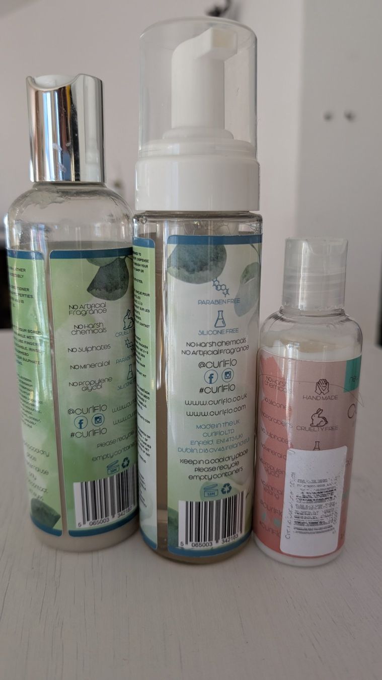 Prodotti per capelli: Curlflo Set für lockiges Haar – Usato da Untervaz venduto da Lyraia 1