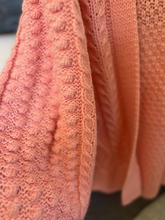 Giacche: Strickjacke pink Gr. S M – Usato da Zürich venduto da Jullaa 2