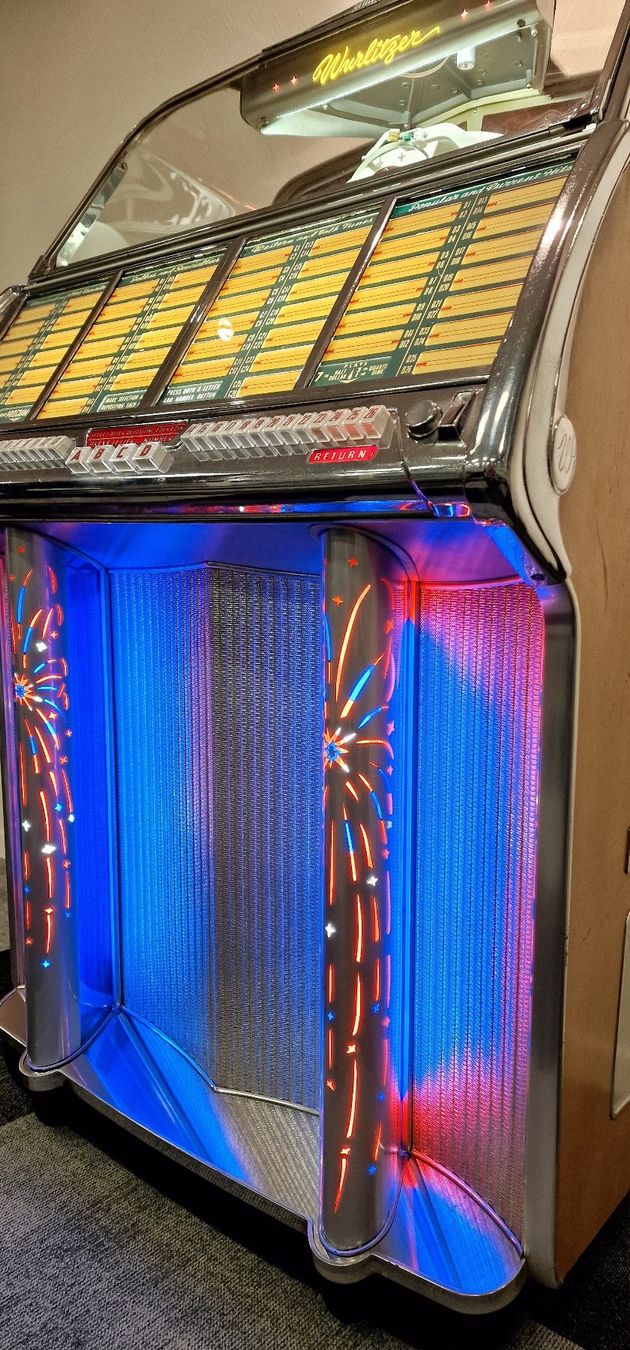 Wurlitzer Musiktruhen: Musikbox Jukebox Wurlitzer 1800 – Gebraucht aus Geroldswil von jukeman 4