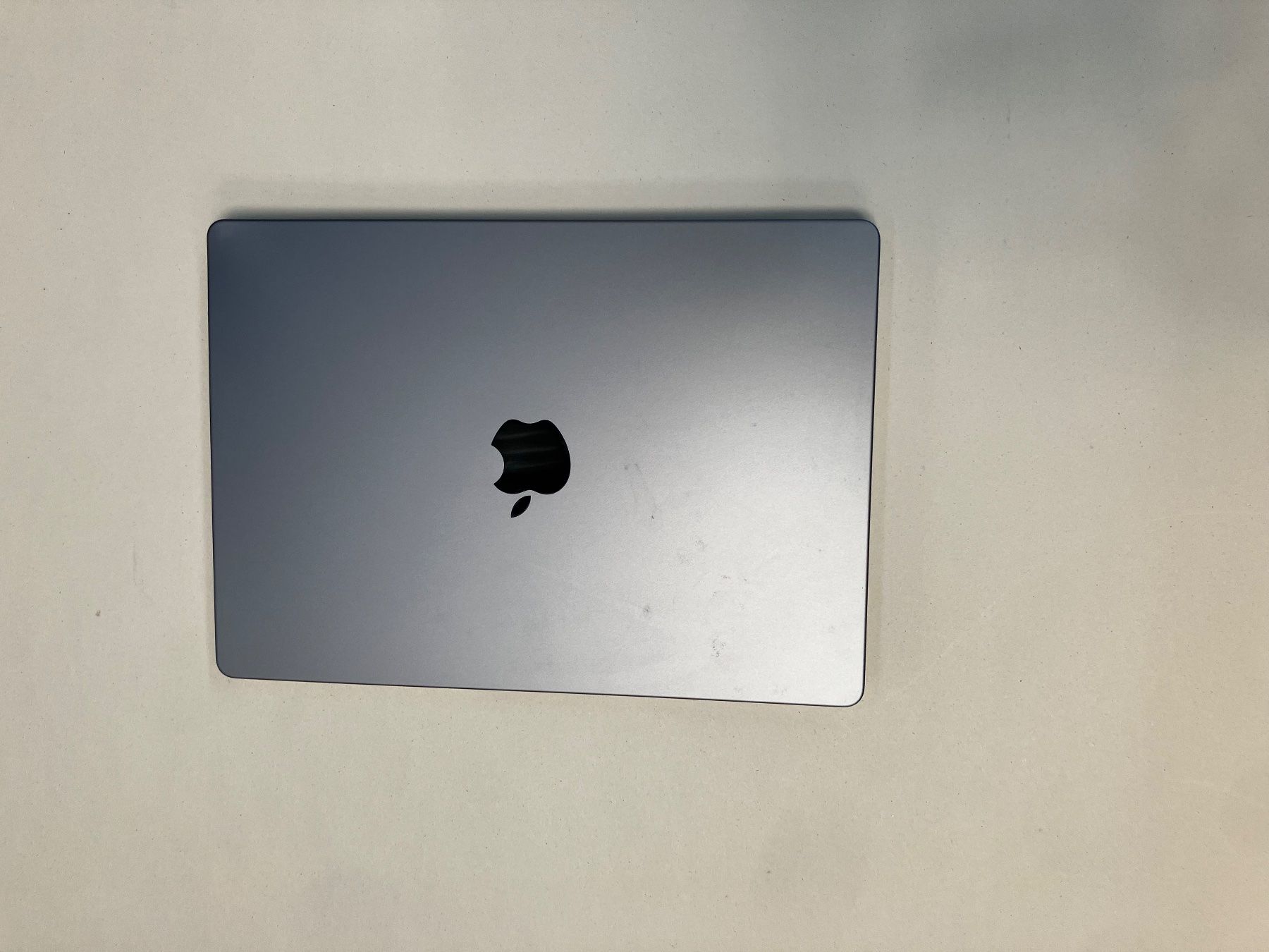 Apple Notebooks: MacBookPro 2021_M1Pro – Gebraucht aus Zürich von Lukasd123