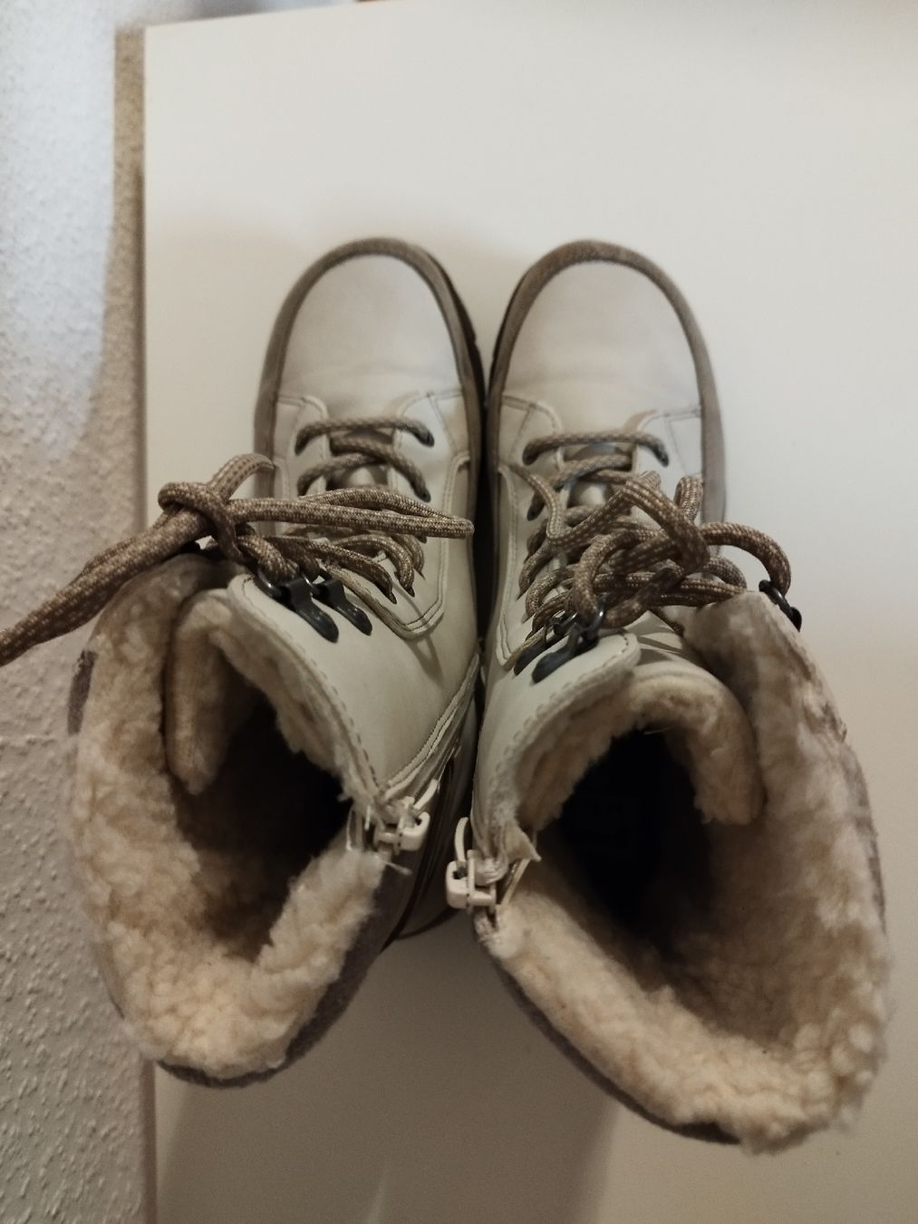 Scarpe da donna: Warme Winterschuhe Gr. 40 – Usato da Geroldswil venduto da TopFindsSwiss 2